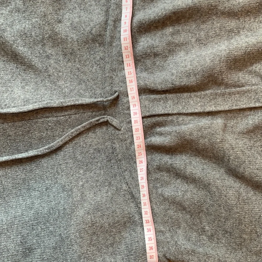Grey cashmere jumpsuit - Picture 8 of 10
